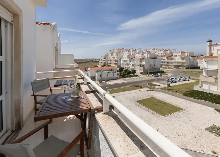 Baleal Beachfront Duplex Appartamento Peniche